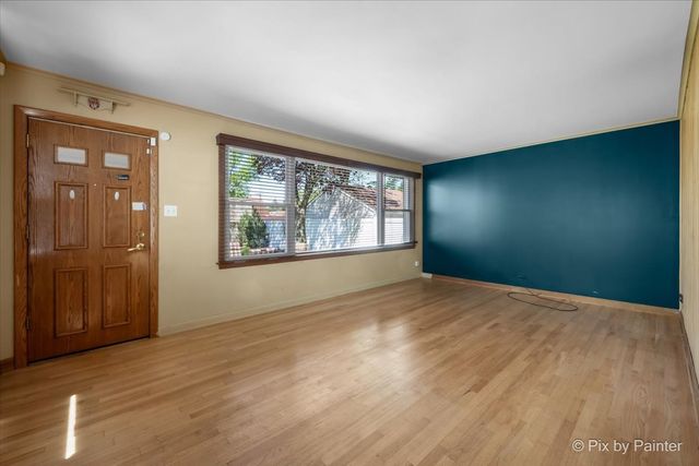 916 N Roberta Avenue, Melrose Park, IL 60164