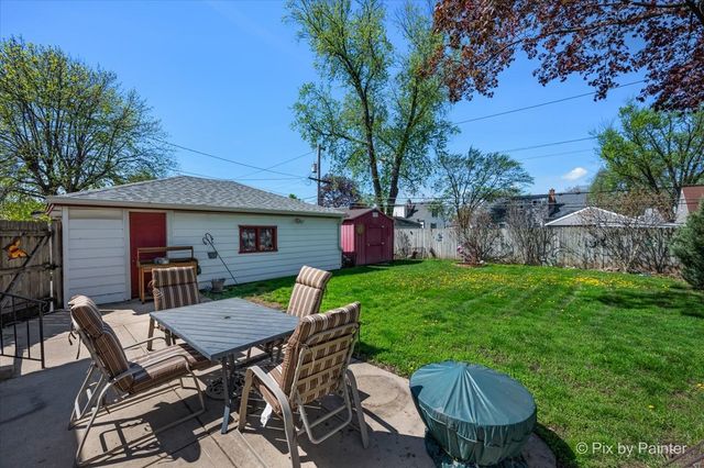 916 N Roberta Avenue, Melrose Park, IL 60164