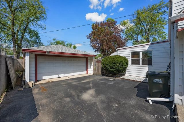 916 N Roberta Avenue, Melrose Park, IL 60164