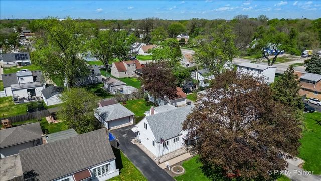 916 N Roberta Avenue, Melrose Park, IL 60164