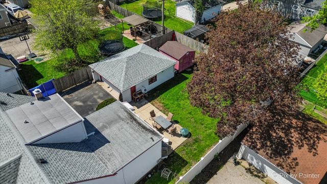 916 N Roberta Avenue, Melrose Park, IL 60164