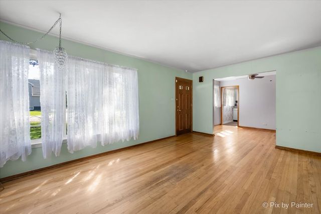 916 N Roberta Avenue, Melrose Park, IL 60164
