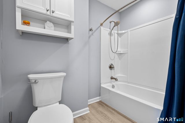 30 Kinlock Street, Milford, CT 06460