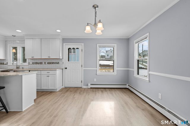 30 Kinlock Street, Milford, CT 06460