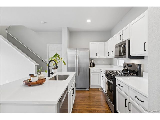 8894 E 29th Pl, Denver, CO 80238