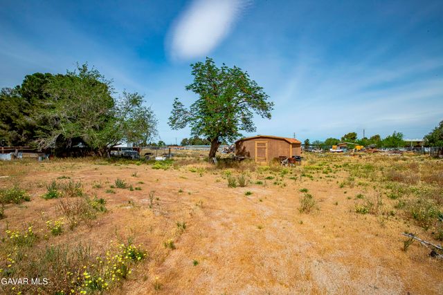 10731 E Avenue R-2, Littlerock, CA 93543