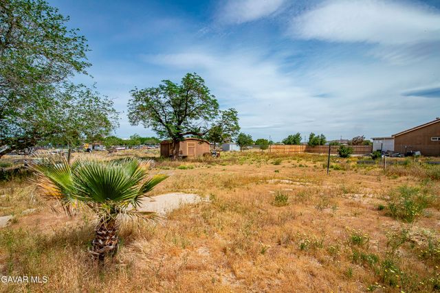 10731 E Avenue R-2, Littlerock, CA 93543