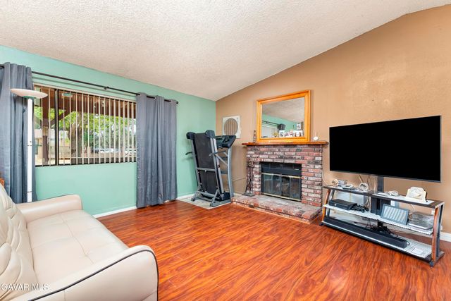 10731 E Avenue R-2, Littlerock, CA 93543