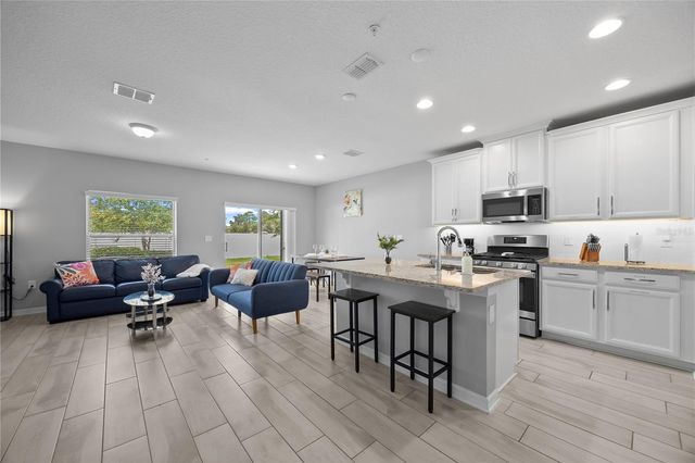 242 CEDAR BARK LANE, Sanford, FL 32771