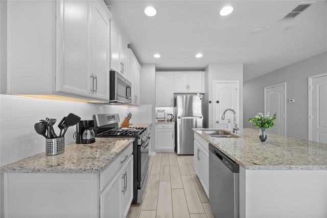 242 CEDAR BARK LANE, Sanford, FL 32771