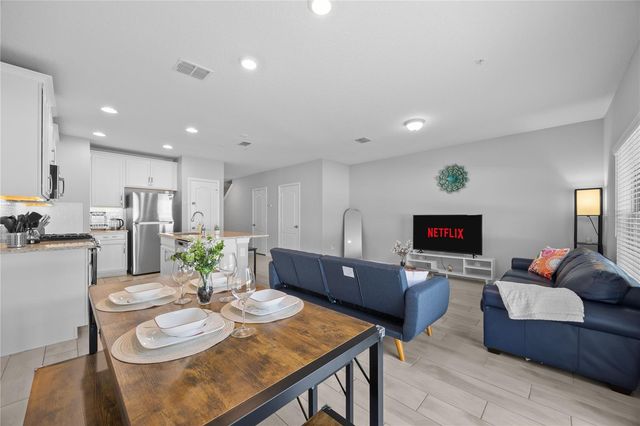 242 CEDAR BARK LANE, Sanford, FL 32771