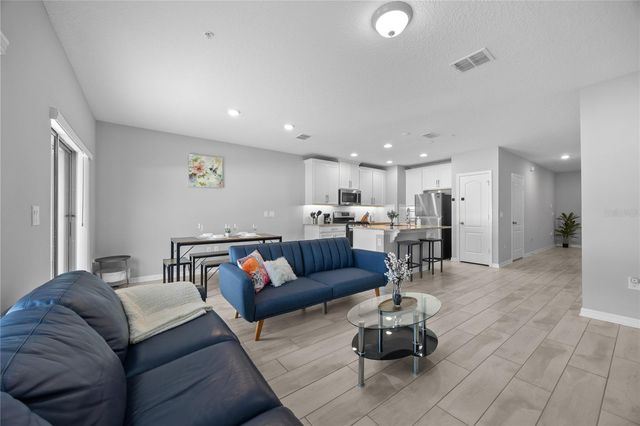 242 CEDAR BARK LANE, Sanford, FL 32771