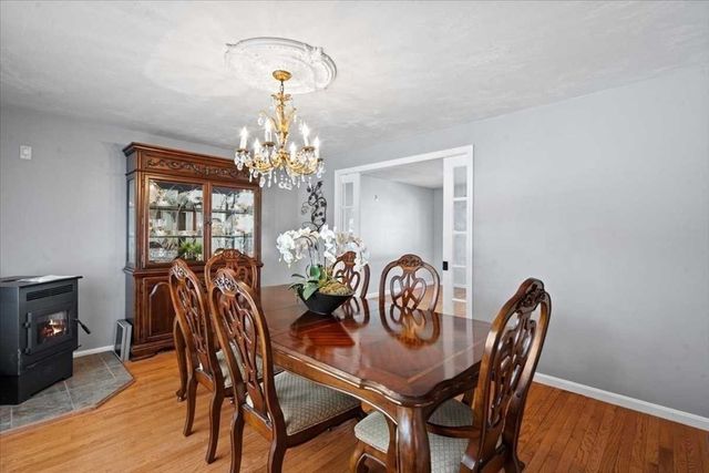 8 Wamsutta Ridge Rd., Charlton, MA 01507