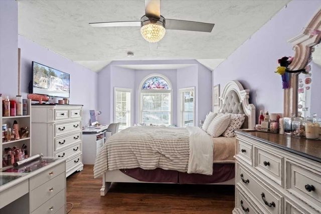 8 Wamsutta Ridge Rd., Charlton, MA 01507