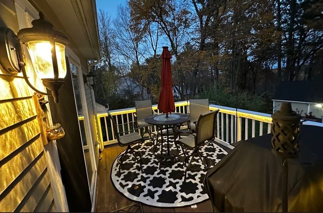 8 Wamsutta Ridge Rd., Charlton, MA 01507