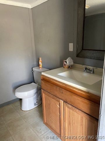 614 Hughes E, Stringtown, OK 74569