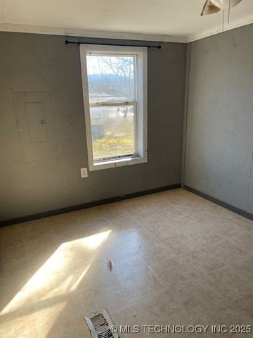 614 Hughes E, Stringtown, OK 74569