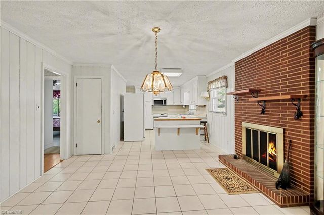 2910 Birchwood Drive, Winston-salem, NC 27103