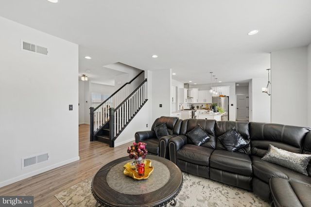79 BECK RD, York, PA 17403