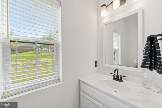 79 BECK RD, York, PA 17403
