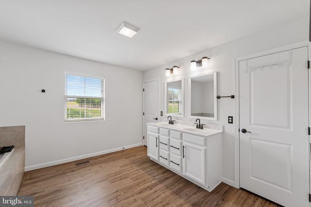 79 BECK RD, York, PA 17403