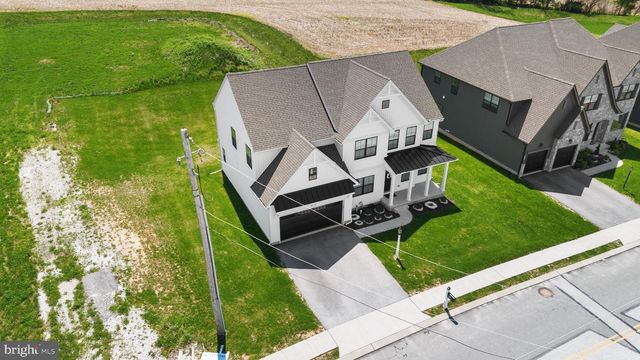 79 BECK RD, York, PA 17403