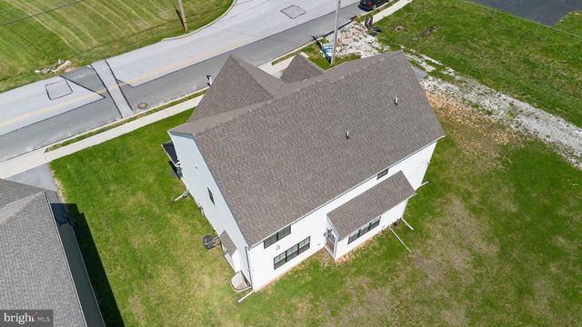 79 BECK RD, York, PA 17403
