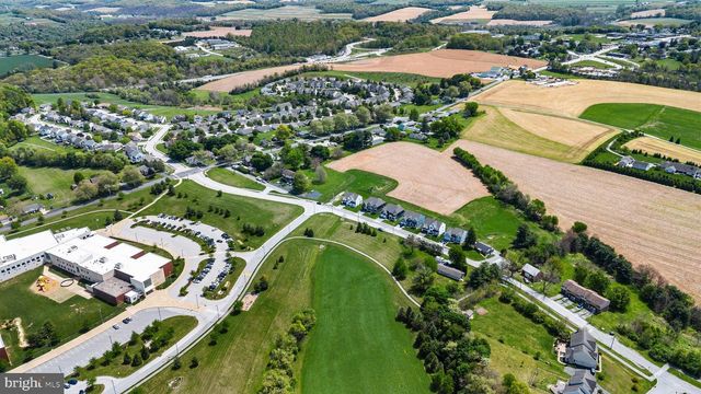 79 BECK RD, York, PA 17403