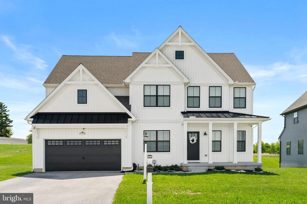 79 BECK RD, York, PA 17403
