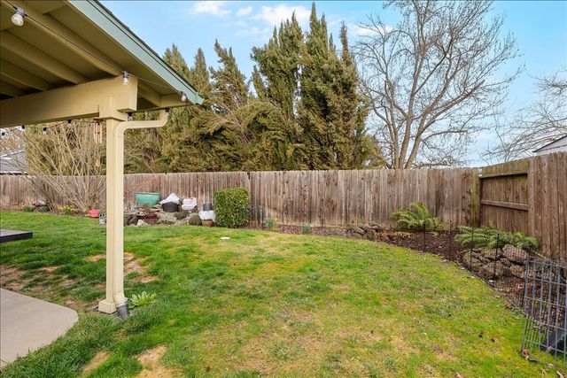 1565 Toralon Drive, Medford, OR 97501