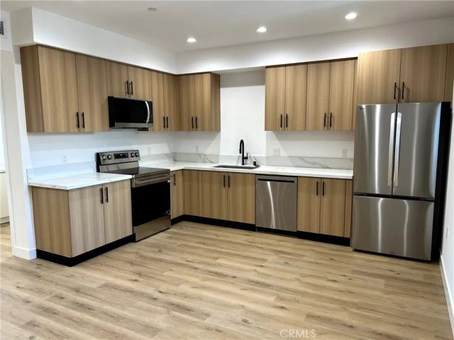 8016 Fair 203, Sun Valley, CA 91352