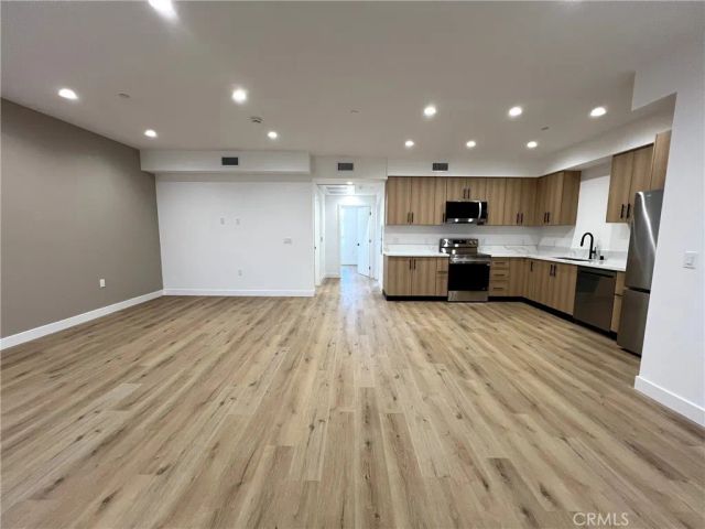 8016 Fair 203, Sun Valley, CA 91352