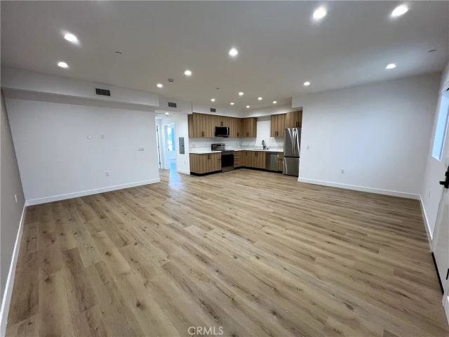 8016 Fair 203, Sun Valley, CA 91352