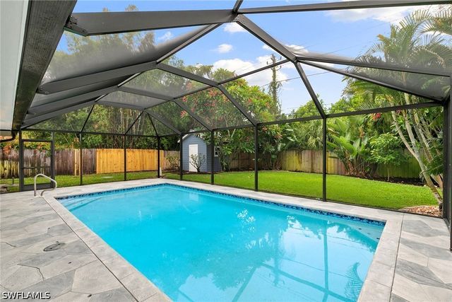 1128 Hilltop DR, Naples, FL 34103