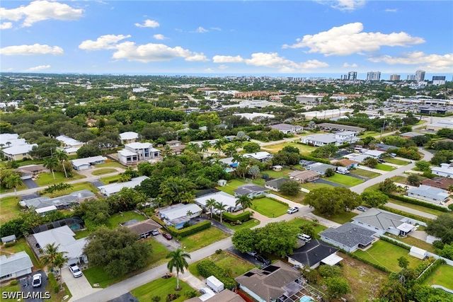 1128 Hilltop DR, Naples, FL 34103