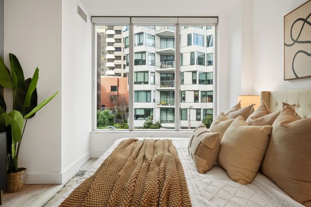 318 Spear St 4H, San Francisco, CA 94105