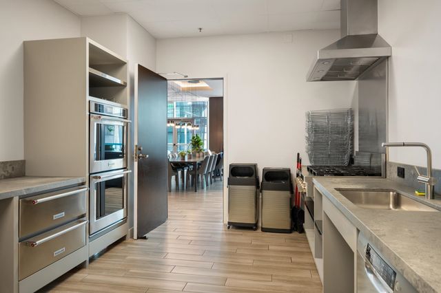 318 Spear St 4H, San Francisco, CA 94105