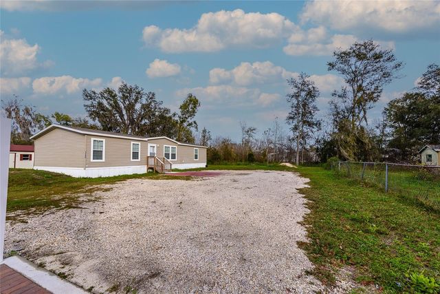 3205 J AND J MANOR ROAD, Lakeland, FL 33810