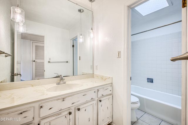 1613 LARRY WADKINS Drive, El Paso, TX 79936