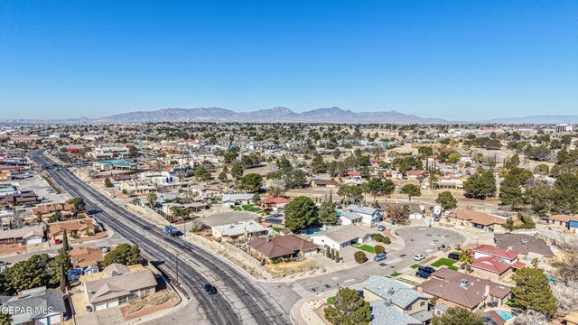 1613 LARRY WADKINS Drive, El Paso, TX 79936