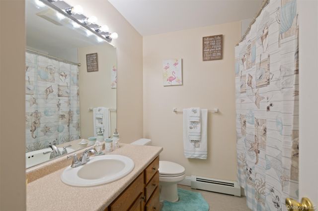 8 Bernadette Way, Washingtonville, NY 10992