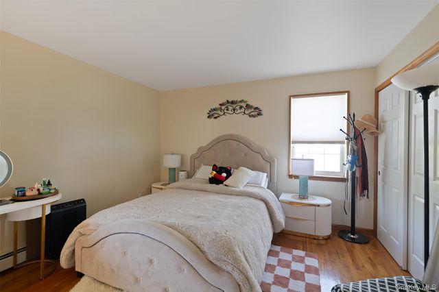 8 Bernadette Way, Washingtonville, NY 10992