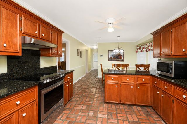 509 St Emma Drive, Thibodaux, LA 70301