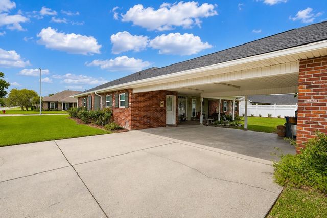 509 St Emma Drive, Thibodaux, LA 70301