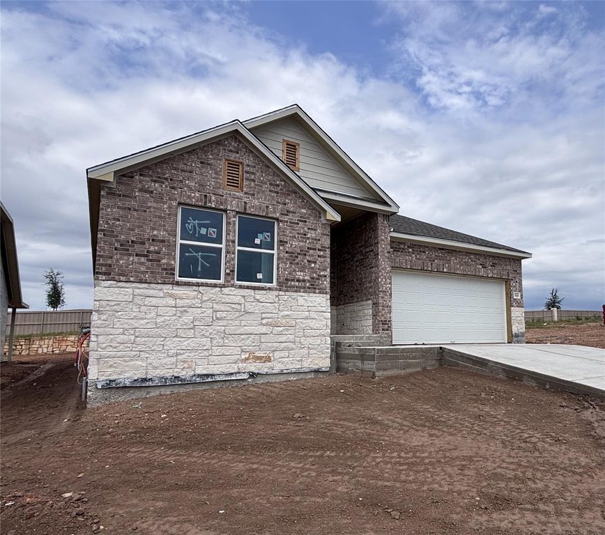 164 Coleto TRL, Bastrop, TX 78602