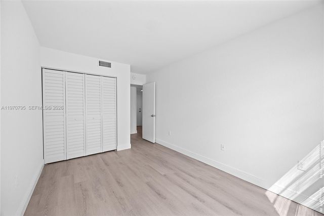 4990 E Sabal Palm Blvd 202, Tamarac, FL 33319