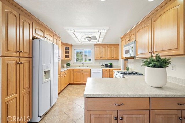 9111 Blackbird Avenue, Fountain Valley, CA 92708