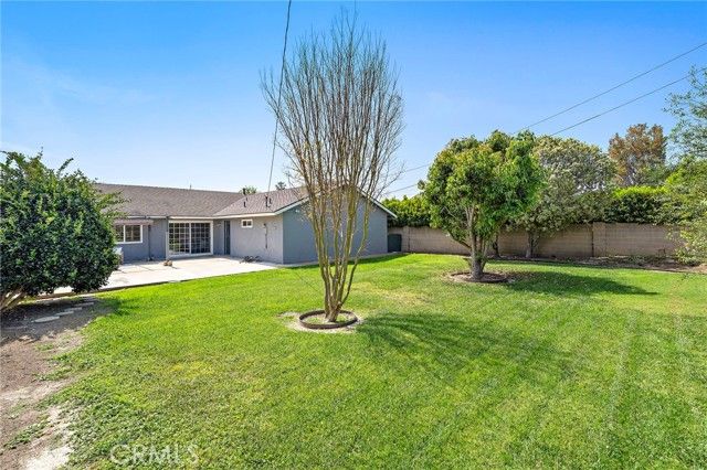 9111 Blackbird Avenue, Fountain Valley, CA 92708