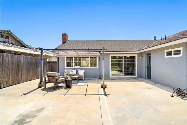 9111 Blackbird Avenue, Fountain Valley, CA 92708