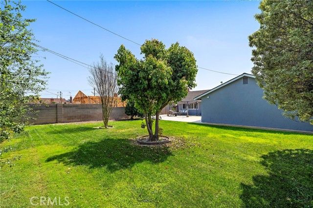 9111 Blackbird Avenue, Fountain Valley, CA 92708